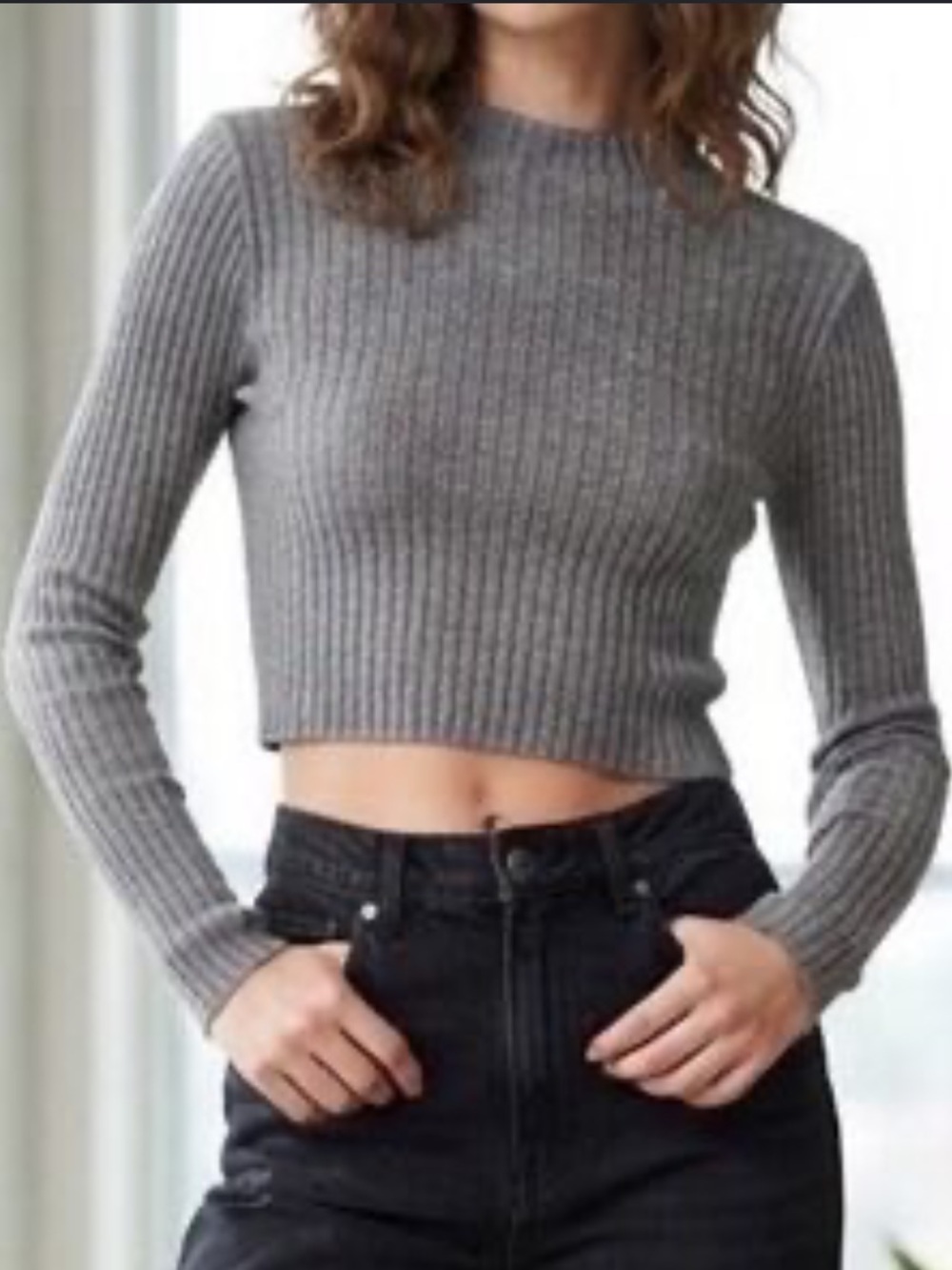 Brandy Melville Wool Cropped Ribbed Sweater Size Small